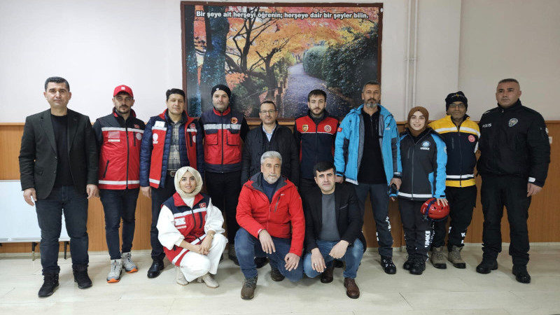 BİNGÖL'DE PANSİYONLARDA YANGIN TATBİKATI YAPILDI.